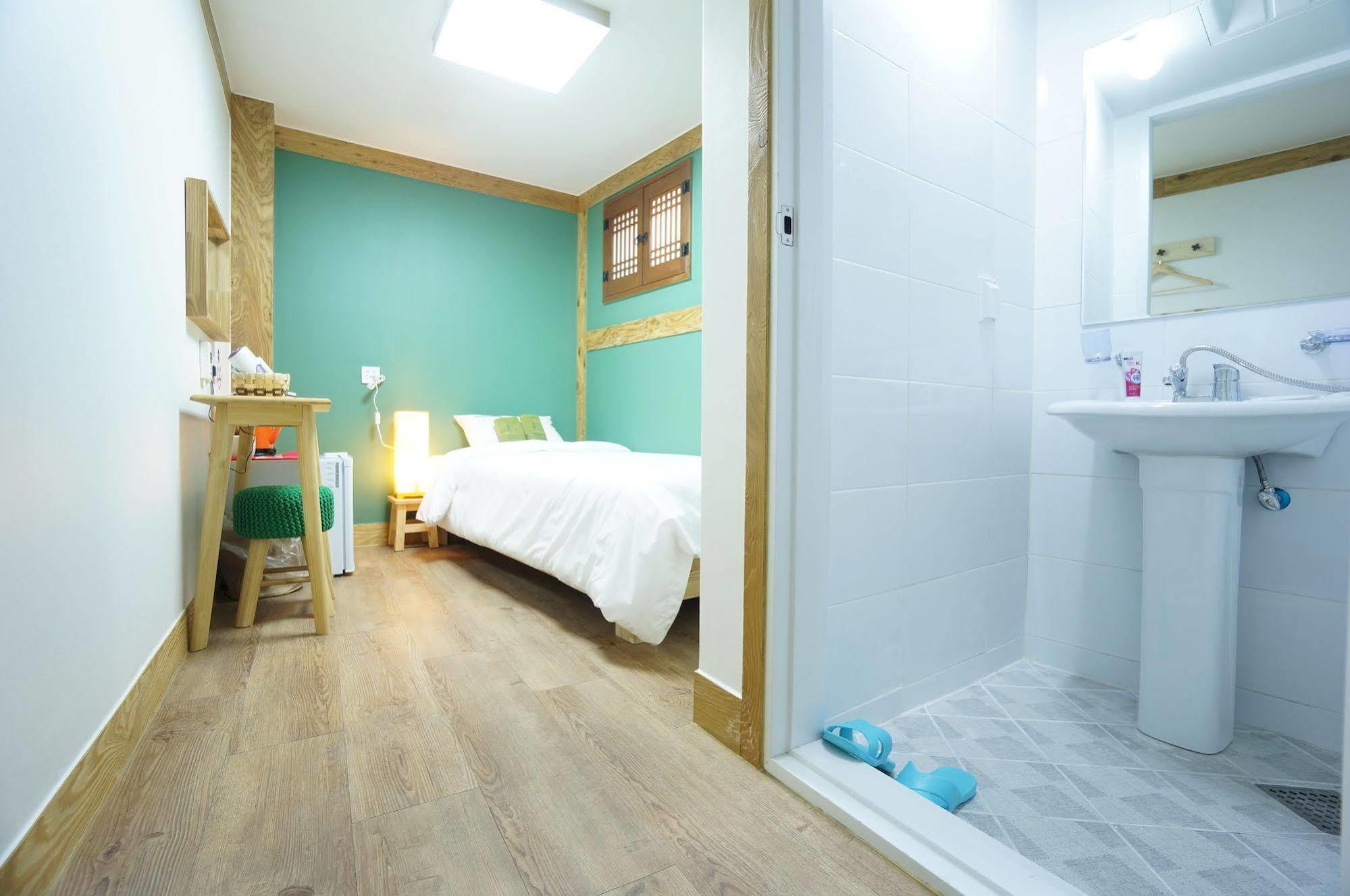 Mini Hotel Dalkom In Dongdaemun Seoul Eksteriør bilde