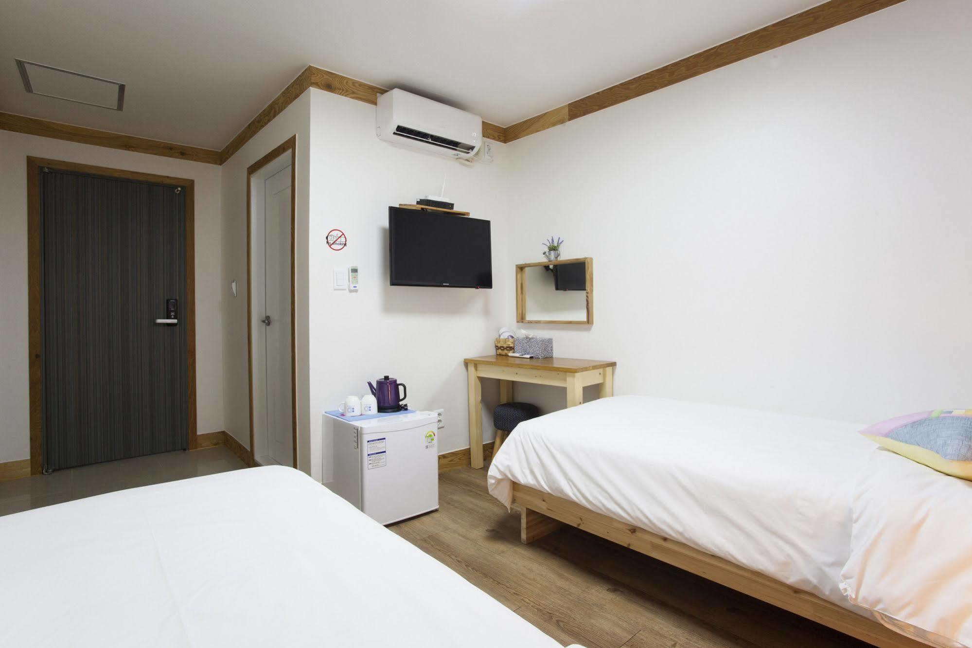 Mini Hotel Dalkom In Dongdaemun Seoul Eksteriør bilde