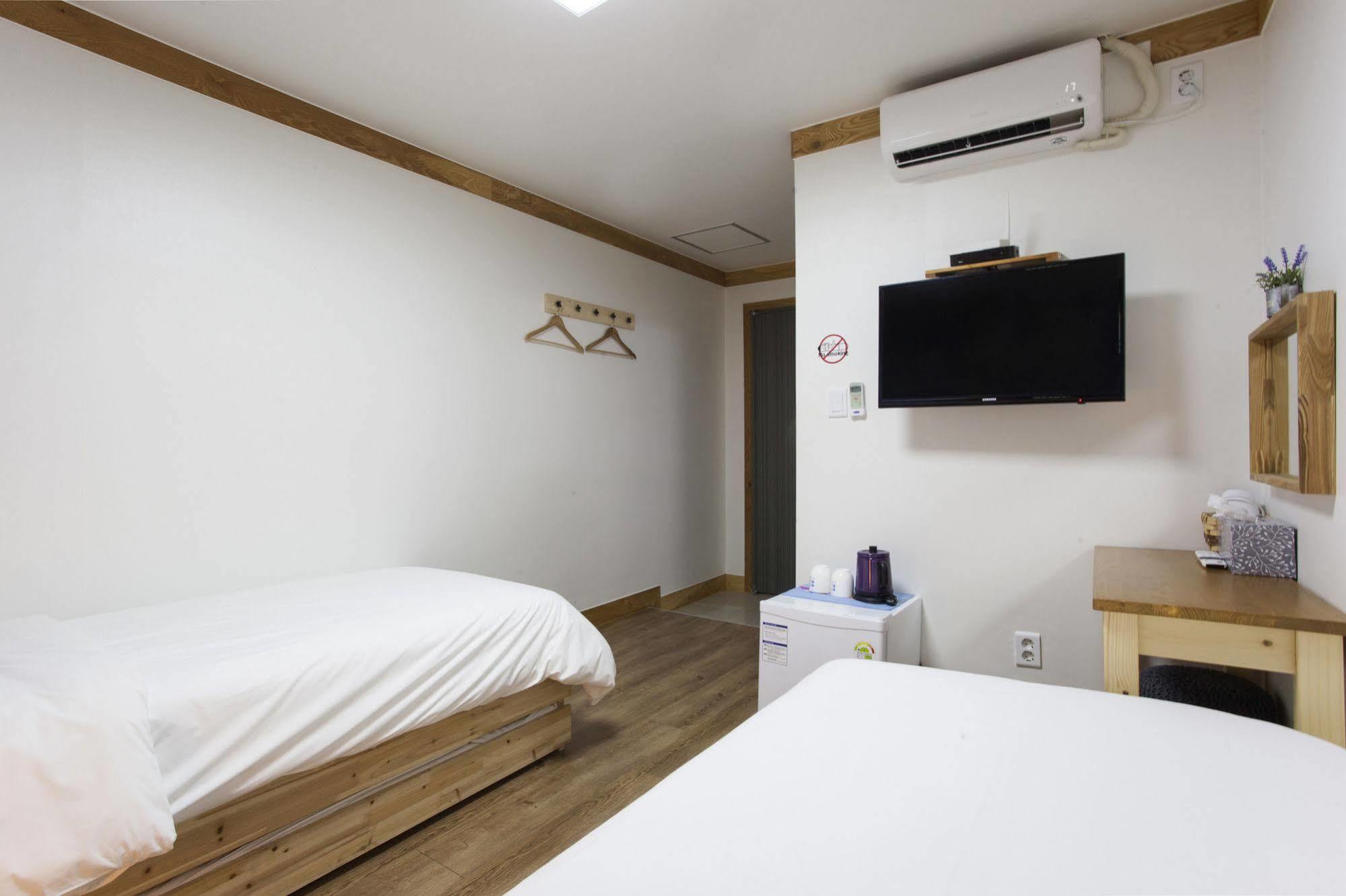 Mini Hotel Dalkom In Dongdaemun Seoul Eksteriør bilde