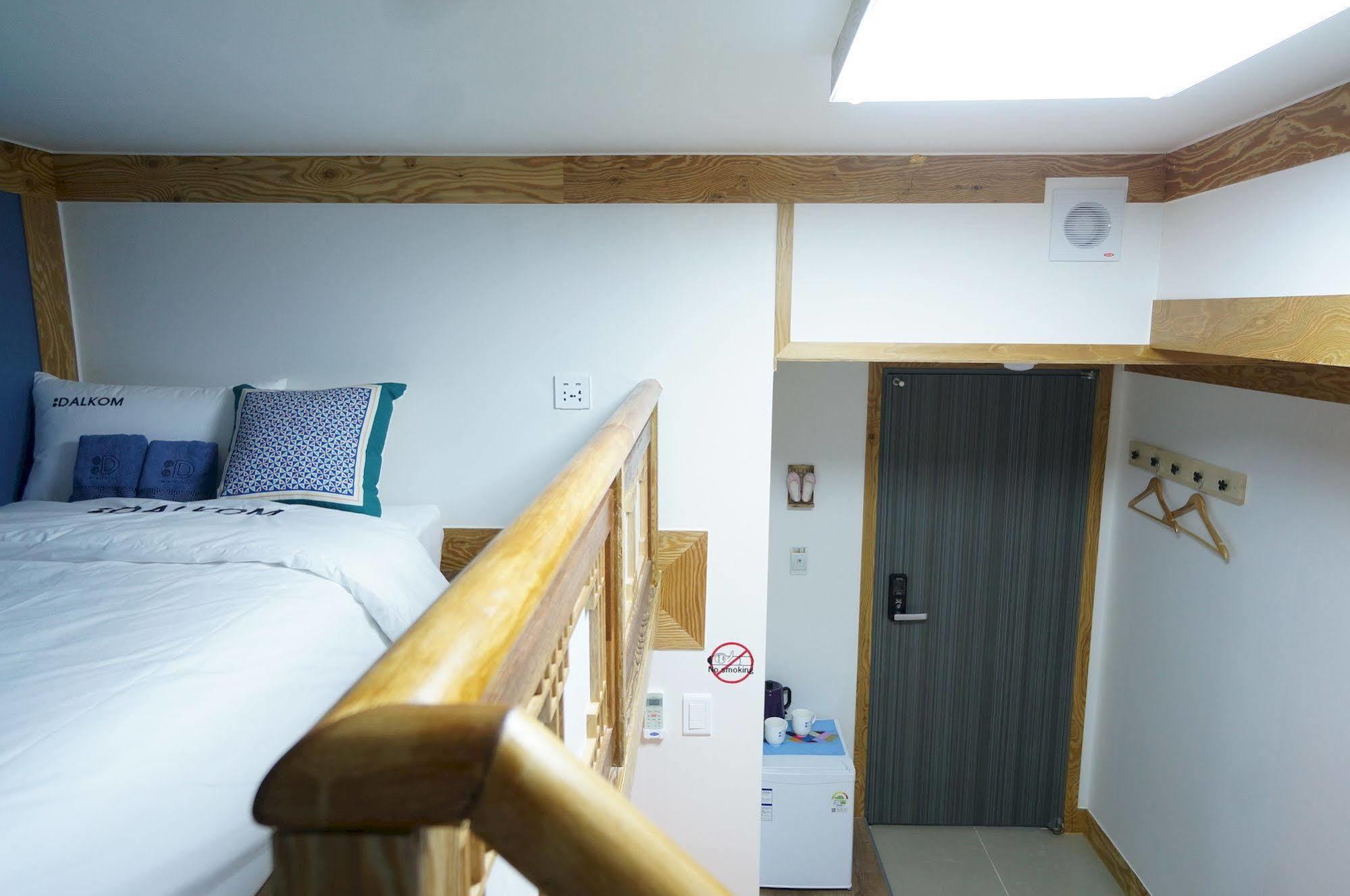 Mini Hotel Dalkom In Dongdaemun Seoul Eksteriør bilde
