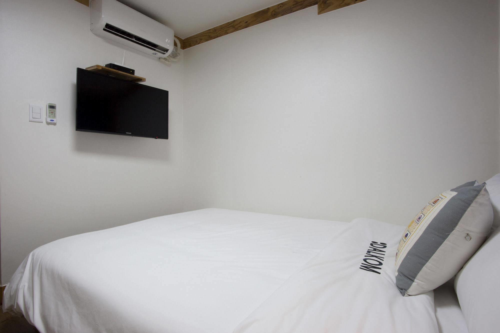 Mini Hotel Dalkom In Dongdaemun Seoul Eksteriør bilde
